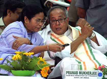 Mamata-Pranab Want To Strengthen The Alliance On The Basis Of Development Mamata-Pranab Want To Strengthen The Alliance On The Basis Of Development