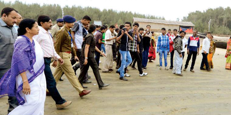 Bengal Chief Minister holds administrative meeting at Digha, says no to illegal construction on the beach