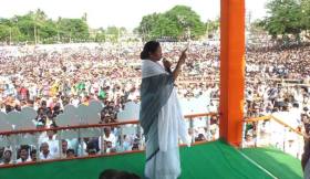 Chit funds flourished in Bengal when Left was in power: Trinamool Chairperson at Jairambati Chit funds flourished in Bengal when Left was in power: Trinamool Chairperson at Jairambati