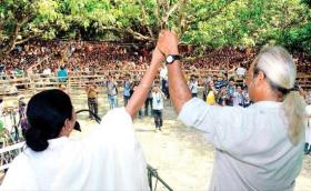 Trinamool Chairperson urges the people of Malda to put an end to Congress zamindari Trinamool Chairperson urges the people of Malda to put an end to Congress zamindari