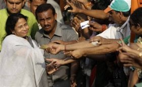 Mamata Banerjee to be the first CM to visit Amlashole Mamata Banerjee to be the first CM to visit Amlashole