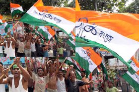 Trinamool Wrestles Sainthia Municipality from Congress Trinamool Wrestles Sainthia Municipality from Congress