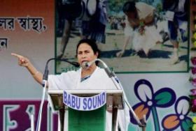 Trinamool Chairperson slams Congress, BJP and CPI(M) at Murshidabad Trinamool Chairperson slams Congress, BJP and CPI(M) at Murshidabad