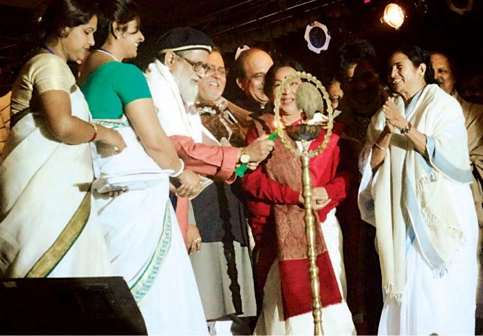 Focus will be on tea, tourism and cottage industry, announces CM in North Bengal Focus will be on tea, tourism and cottage industry, announces CM in North Bengal