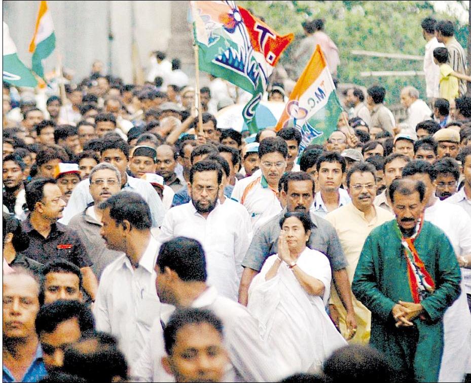 AITMC Chairperson Ms. Mamata Banerjee campaigns for the forthcoming Howrah LS by-polls