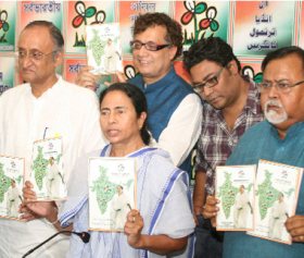 Trinamool manifesto focuses on common people, promises reforms – The Times of India Trinamool manifesto focuses on common people, promises reforms – The Times of India