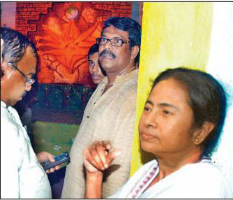 Bakul Bagan Sarbojanin Durgotsab – Revealing the Other Side of Didi Bakul Bagan Sarbojanin Durgotsab – Revealing the Other Side of Didi