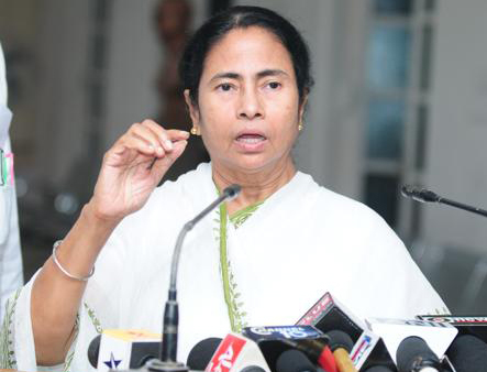 Trinamool Chairperson says TMC to quit UPA, Ministers to submit resignations on Friday in Delhi Trinamool Chairperson says TMC to quit UPA, Ministers to submit resignations on Friday in Delhi