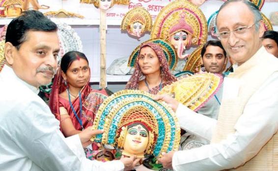 WB Govt to give credit cards to handicraft artists