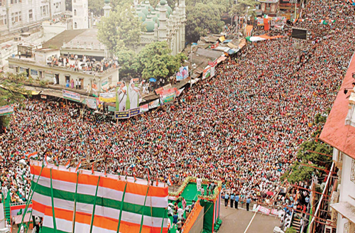 Record Crowd For July 21 Martyr’s Day Rally Record Crowd For July 21 Martyr’s Day Rally