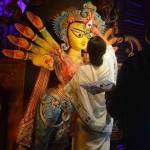 WB CM inaugurates Durga Puja pandals in Kolkata
