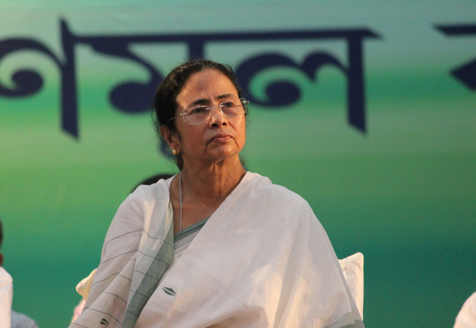 WB CM pays her last respects to Sister Nirmala