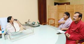 WB CM monitors flood situation all night from Nabanna WB CM monitors flood situation all night from Nabanna