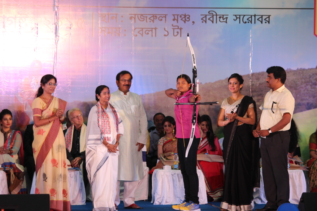 Chief Minister Mamata Banerjee to honour successful Kanyashrees Chief Minister Mamata Banerjee to honour successful Kanyashrees