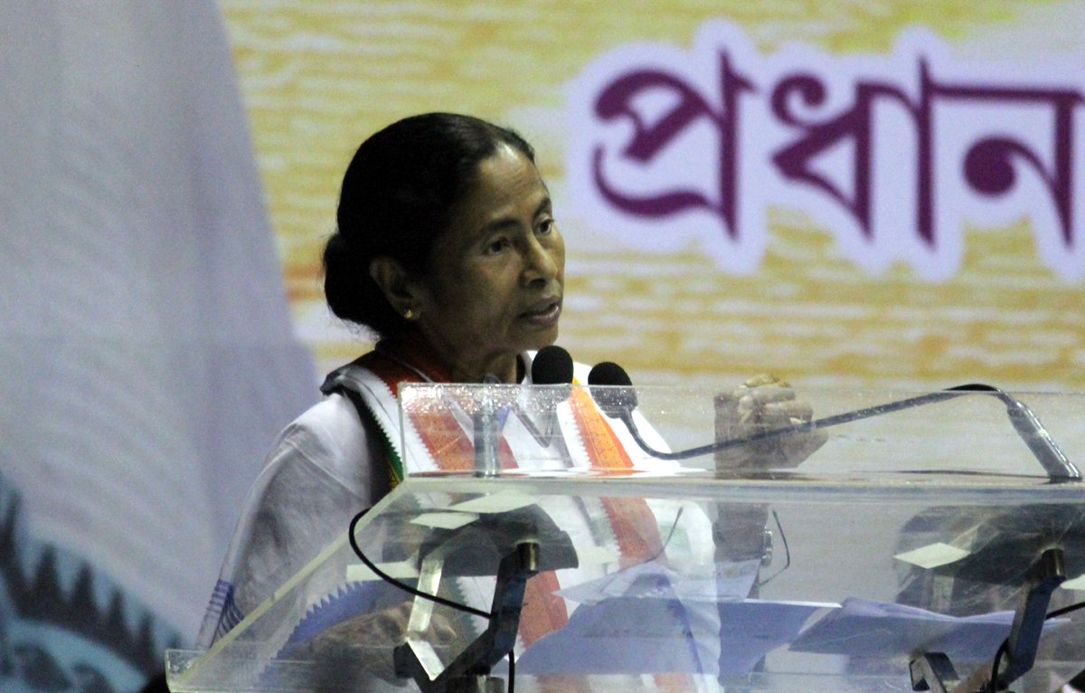 WB CM slams Centre for not releasing funds for the poor WB CM slams Centre for not releasing funds for the poor