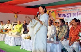 Won’t tell people what to eat or wear: WB CM Won’t tell people what to eat or wear: WB CM