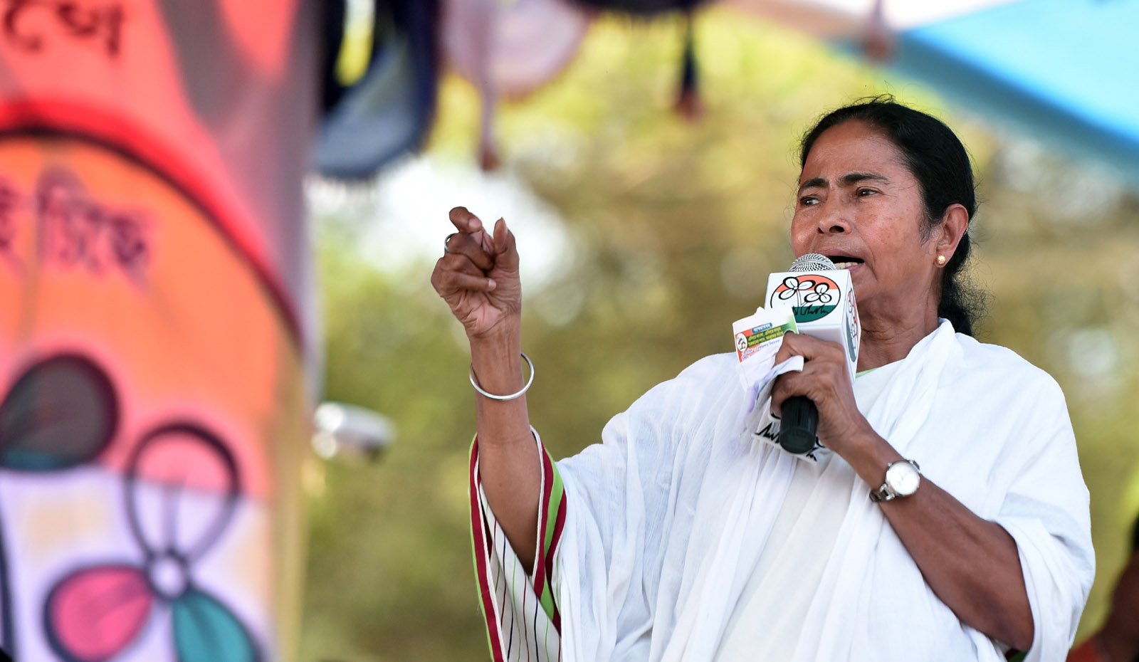 Mamata Banerjee slams Congress-CPI(M) alliance in Dakshin Dinajpur Mamata Banerjee slams Congress-CPI(M) alliance in Dakshin Dinajpur