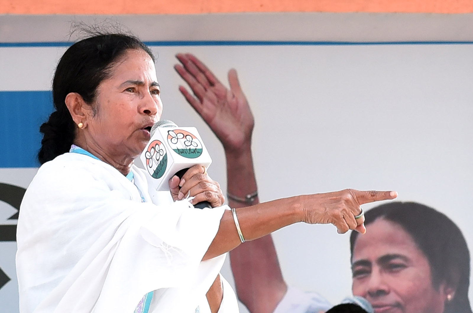 PM can arrest me if he wishes, I don’t care: Didi in Asansol PM can arrest me if he wishes, I don’t care: Didi in Asansol