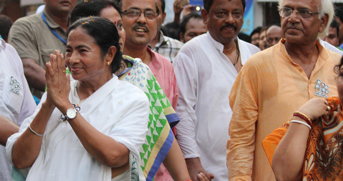 Sea of humanity at Mamata Banerjee’s padyatra in Bhowanipore Sea of humanity at Mamata Banerjee’s padyatra in Bhowanipore