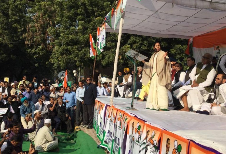 Country not in safe hands under Modi: Mamata Banerjee at Jantar Mantar Country not in safe hands under Modi: Mamata Banerjee at Jantar Mantar