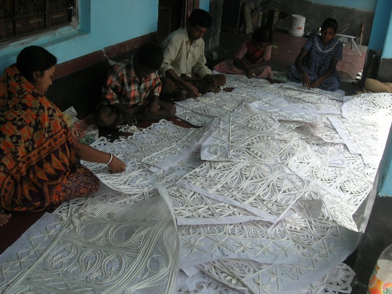 Bardhaman: On the path of development Bardhaman: On the path of development