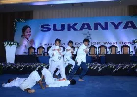 মহিলাদের আত্মসুরক্ষার পাঠ দিতে কলকাতা পুলিশের নতুন প্রকল্প মহিলাদের আত্মসুরক্ষার পাঠ দিতে কলকাতা পুলিশের নতুন প্রকল্প