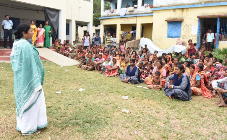Bengal Govt to provide ration in flood-affected areas even without cards Bengal Govt to provide ration in flood-affected areas even without cards