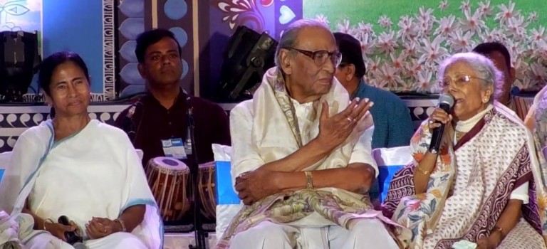 Bengal CM inaugurates ‘Anurodher Ashor’ Bengal CM inaugurates ‘Anurodher Ashor’