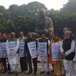 AITC MPs protest against FRDI Bill in Parliament – 19.12.2017