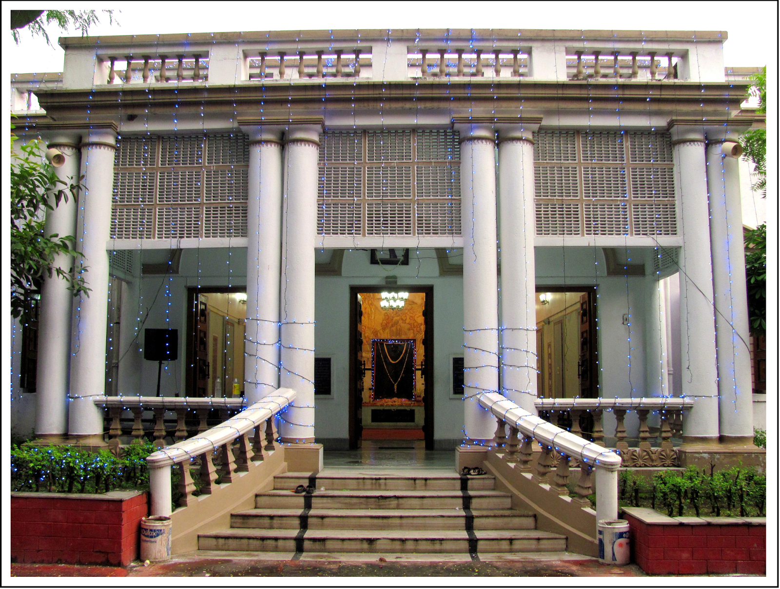 Gandhi Bhawan in Beleghata to be taken over by State Govt Gandhi Bhawan in Beleghata to be taken over by State Govt