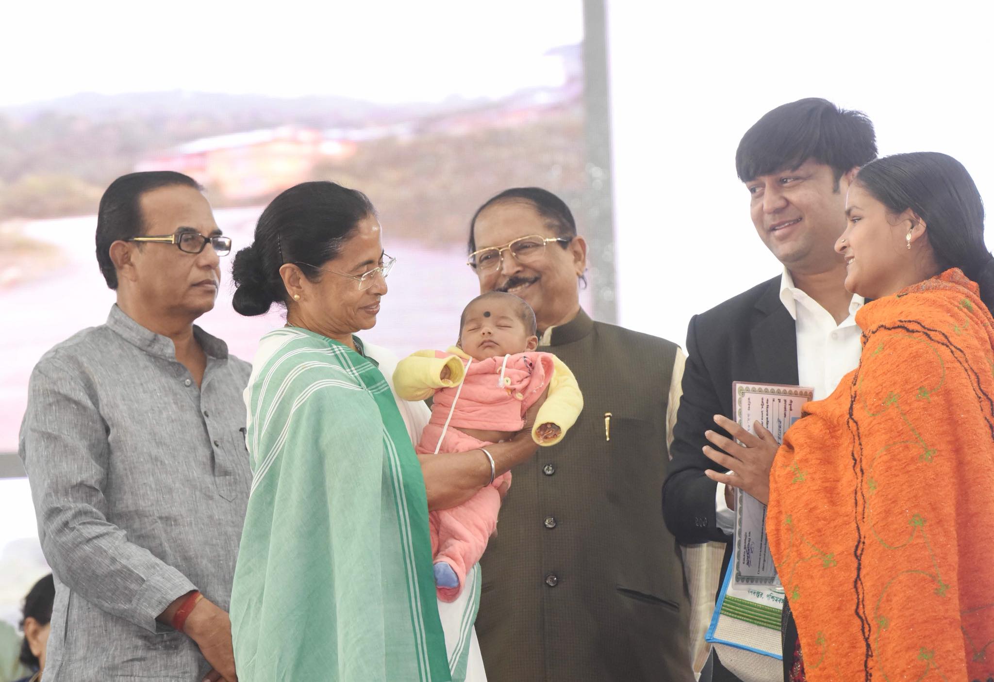 Newborn care – Bangla shows the way Newborn care – Bangla shows the way