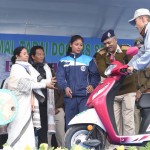 Bengal CM presentS in the prize distribution ceremony of Himal-Tarai Dooars Sports Festival 2018 in Darjeeling – 07.02.2018