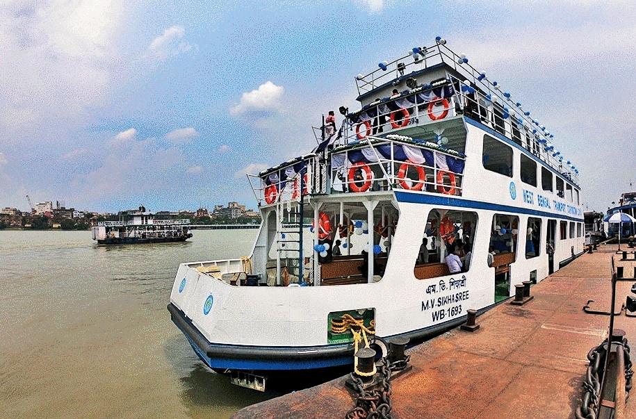 MV Sikshashree: Howrah to Millennium Park at only Rs 6 MV Sikshashree: Howrah to Millennium Park at only Rs 6