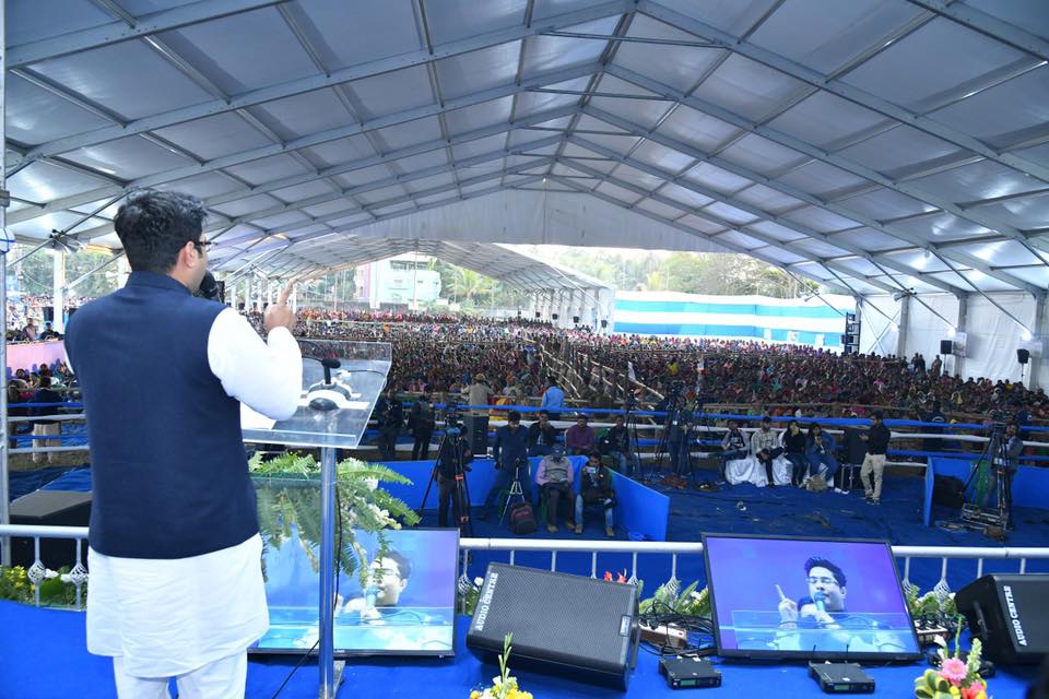 “Don’t believe in violence; to accept views of others is our tradition”: Abhishek Banerjee “Don’t believe in violence; to accept views of others is our tradition”: Abhishek Banerjee