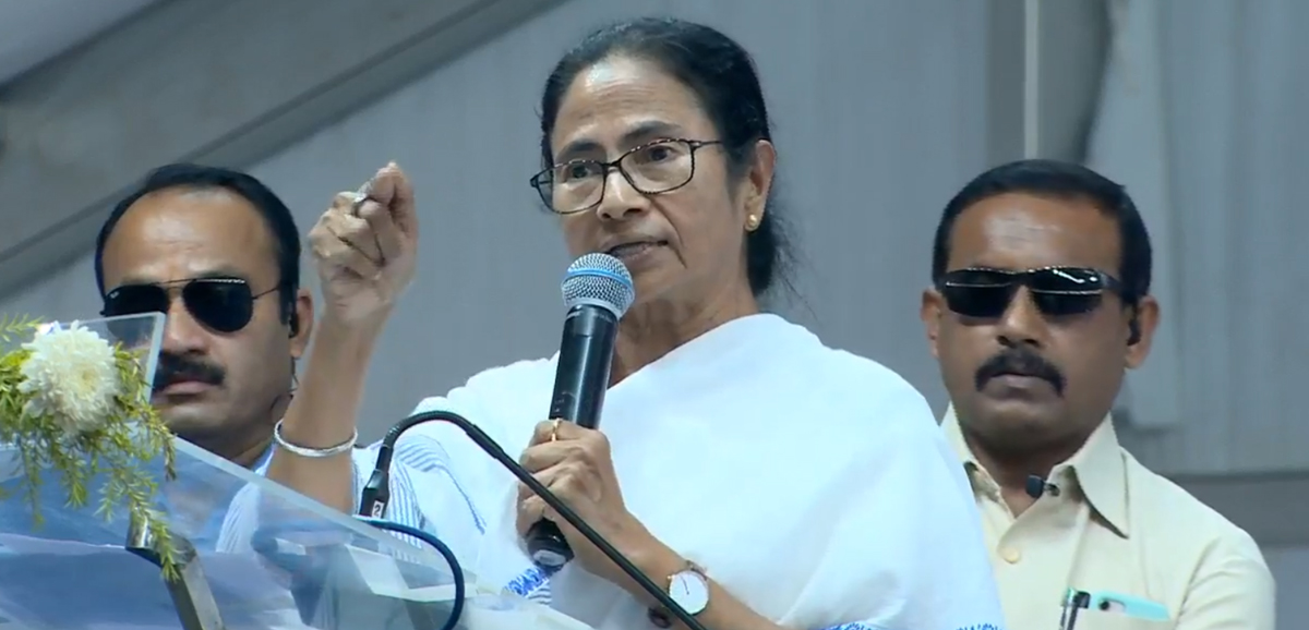 We don’t want alms from the Centre, we want our dues: Mamata Banerjee