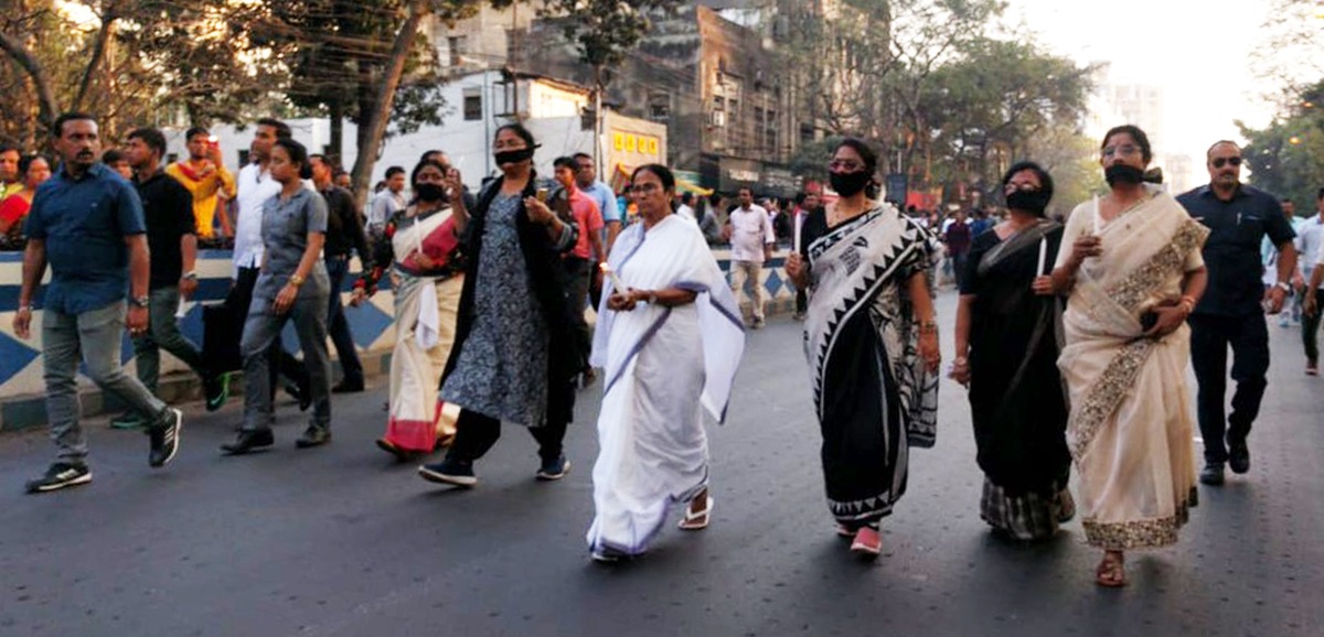 Terrorism should be condemned in the strongest of terms: Mamata Banerjee Terrorism should be condemned in the strongest of terms: Mamata Banerjee