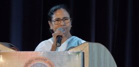 Mamata Banerjee challenges Modi-Shah, ‘compete with me in chanting mantras’ Mamata Banerjee challenges Modi-Shah, ‘compete with me in chanting mantras’