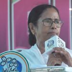 Not afraid of Modi, I fight like a tigress: Mamata Banerjee at Amdanga