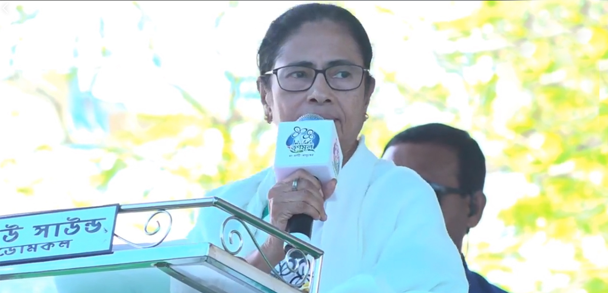Do not vote for the dalals of the BJP: Mamata Banerjee at Beldanga