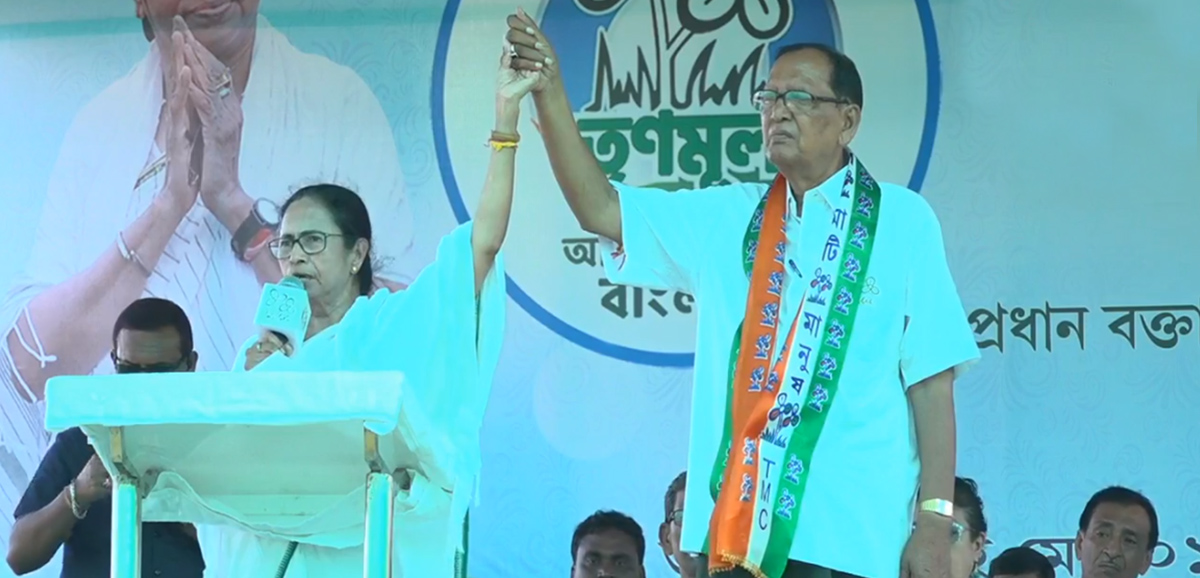 Modi babu can rebuild a statue, but can he restore 200-year old heritage: Mamata Banerjee at Mathurapur Modi babu can rebuild a statue, but can he restore 200-year old heritage: Mamata Banerjee at Mathurapur