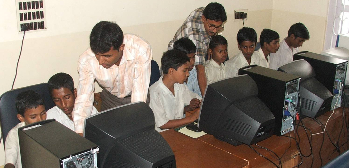 Computer education from class I in all schools in Bangla Computer education from class I in all schools in Bangla
