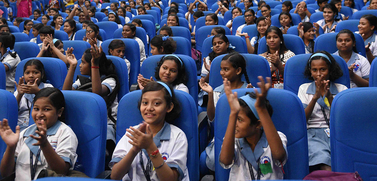 State Govt mulling scheme similar to Sabooj Sathi for Kolkata students State Govt mulling scheme similar to Sabooj Sathi for Kolkata students