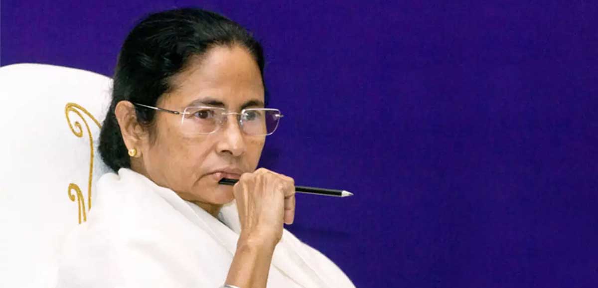 Bangla CM writes to PM urging withdrawal of bank mergers Bangla CM writes to PM urging withdrawal of bank mergers