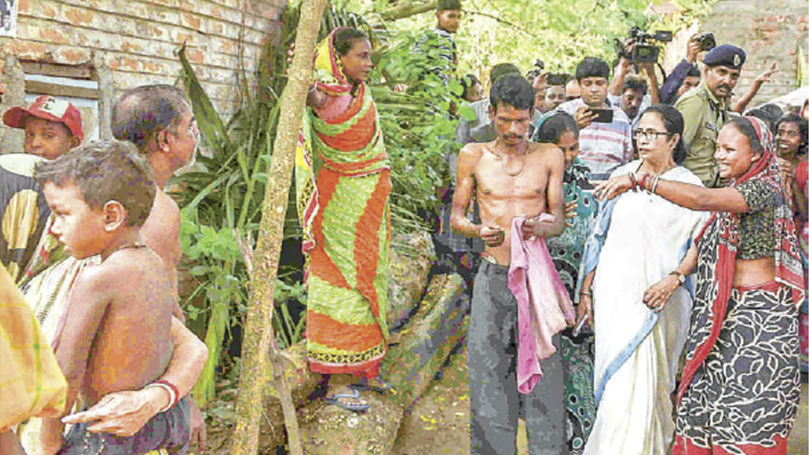 মানুষই ভগবানের রূপ, মন্ত্রেই ‘দিদিকে বলো’ । অরূপ বিশ্বাস মানুষই ভগবানের রূপ, মন্ত্রেই ‘দিদিকে বলো’ । অরূপ বিশ্বাস