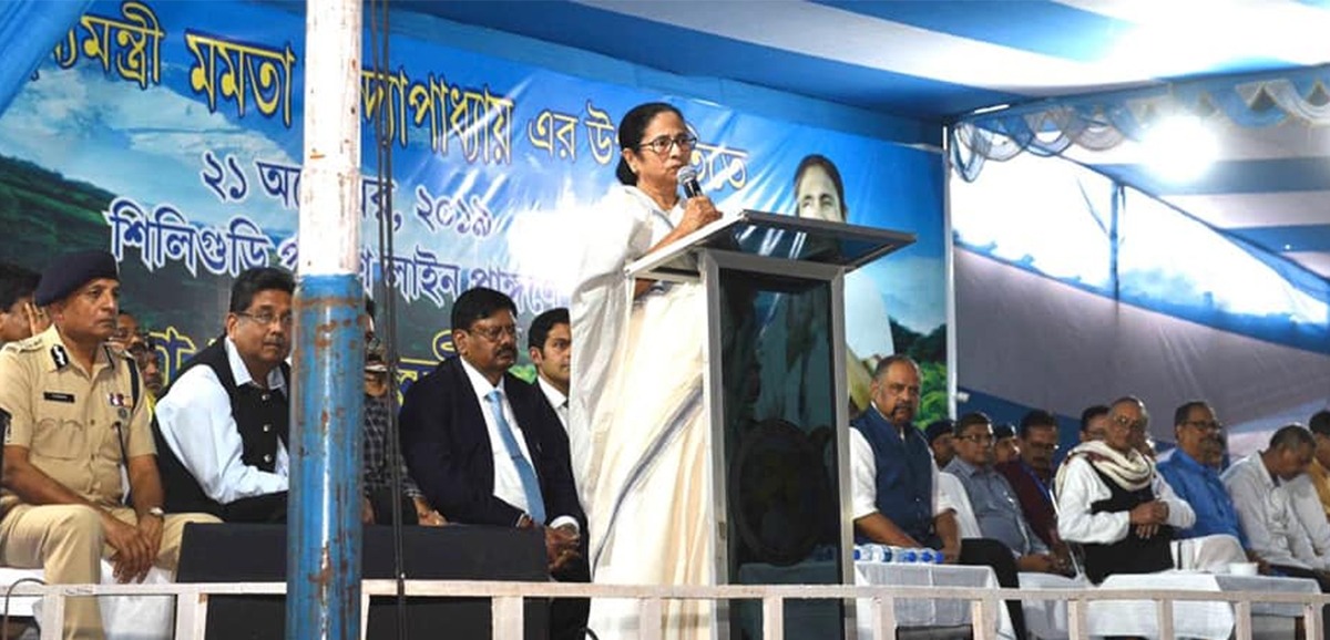 Unity displayed across Bangla during Durga Pujo highly appreciable: Mamata Banerjee Unity displayed across Bangla during Durga Pujo highly appreciable: Mamata Banerjee