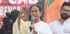বিজেপি দেশভাগ করতে চাইছে: দিদি