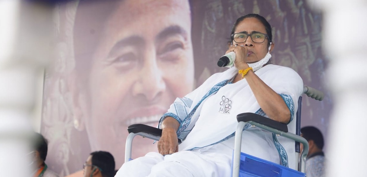 আগামীদিনে ডানকুনি থেকে পুরুলিয়ার রঘুনাথপুর পর্যন্ত জঙ্গলমহল শিল্পসুন্দরী করছিঃ শালতোরায় মমতা বন্দ্যোপাধ্যায় আগামীদিনে ডানকুনি থেকে পুরুলিয়ার রঘুনাথপুর পর্যন্ত জঙ্গলমহল শিল্পসুন্দরী করছিঃ শালতোরায় মমতা বন্দ্যোপাধ্যায়