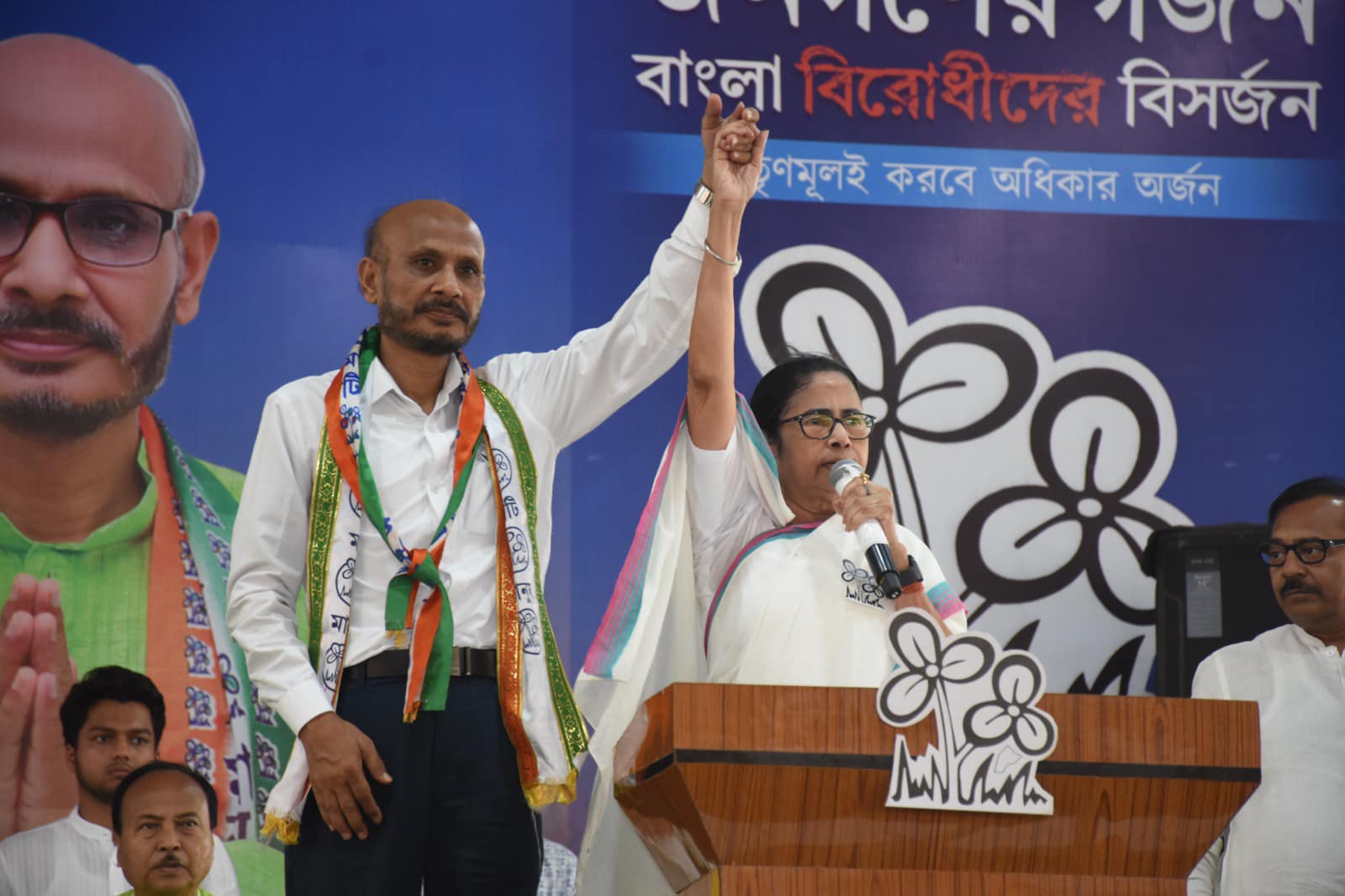 বিজেপি ইডি, সিবিআই, এনআইএ-র ভয় দেখাচ্ছে : মমতা বন্দ্যোপাধ্যায় বিজেপি ইডি, সিবিআই, এনআইএ-র ভয় দেখাচ্ছে : মমতা বন্দ্যোপাধ্যায়