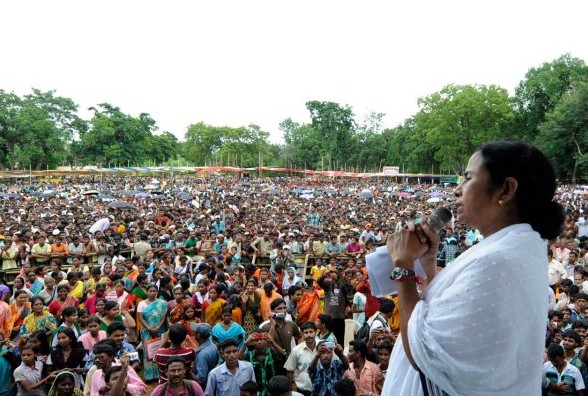 Chief Minister inaugurates projects at Belpahari, asks separatists to return to mainstream Chief Minister inaugurates projects at Belpahari, asks separatists to return to mainstream