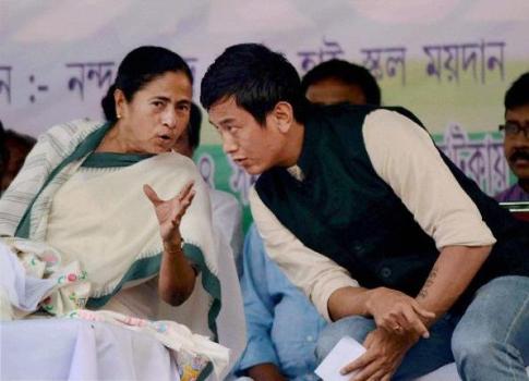 Paid news will not help the Opposition in winning: Trinamool Chairperson at Siliguri Paid news will not help the Opposition in winning: Trinamool Chairperson at Siliguri